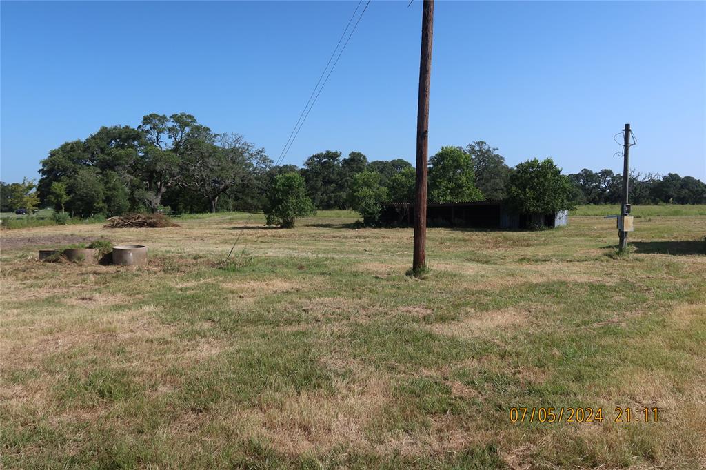 1046 Railhead Road, Columbus, Texas image 9