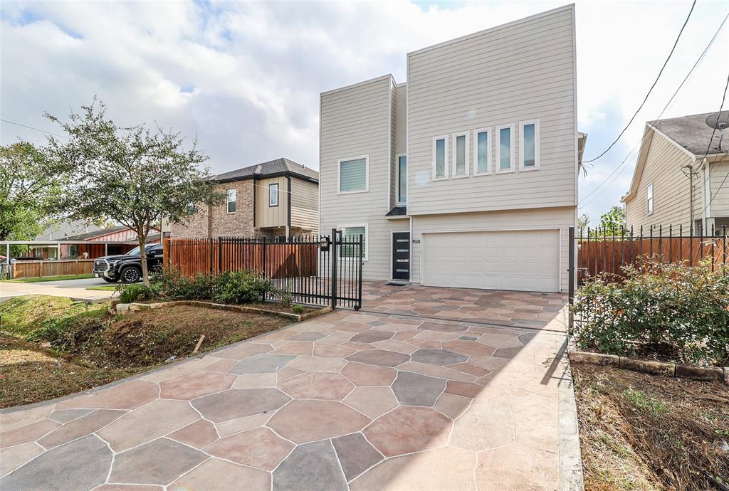 4508 Clover Street, Houston, Texas image 1