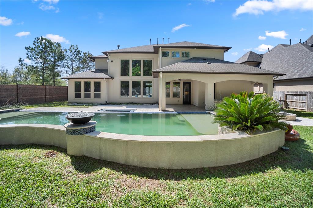 5810 Stratton Woods Drive