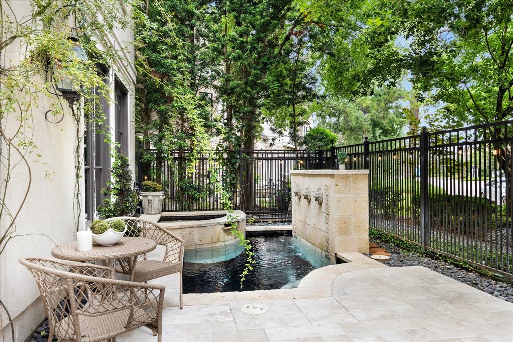 30 Hackberry Lane A