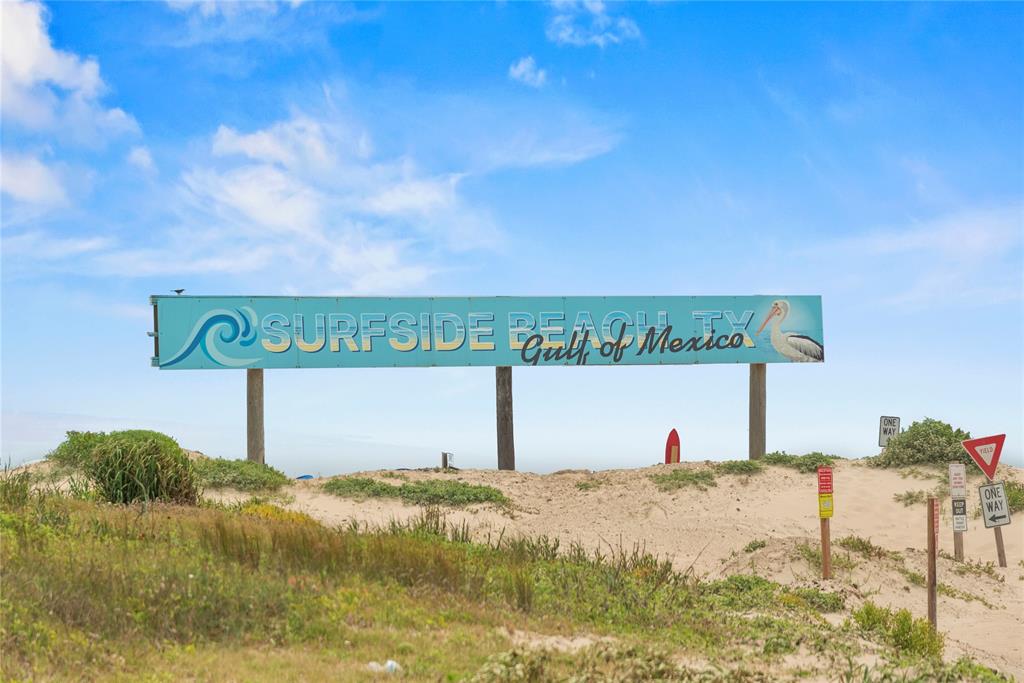 450 Creek Drive, Freeport, Texas image 36