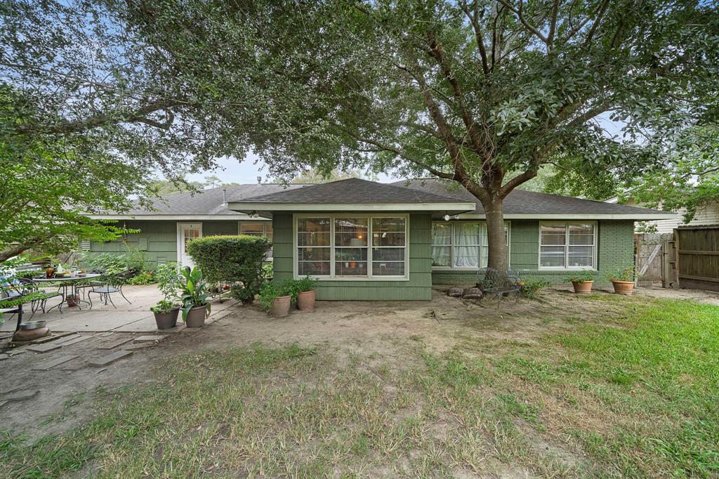 8427 Westview Drive
