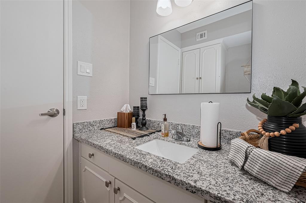 5893 Valley Forge Drive #129, Houston, Texas image 6