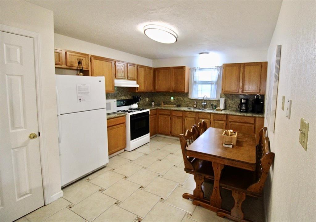 1320 Avenue L, Galveston, Texas image 5