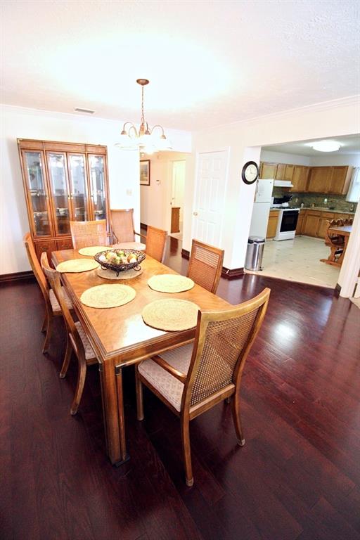 1320 Avenue L, Galveston, Texas image 4