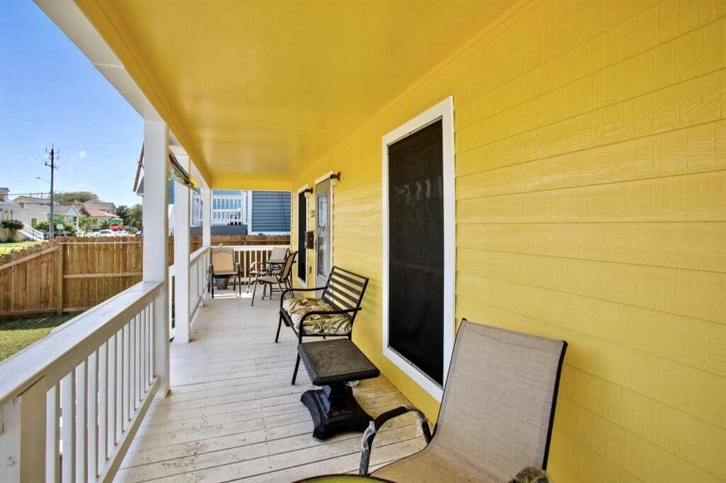 1320 Avenue L, Galveston, Texas image 21