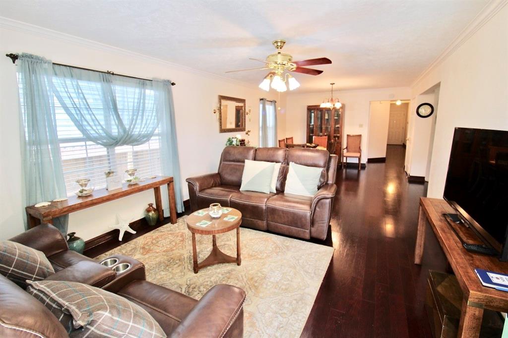 1320 Avenue L, Galveston, Texas image 3