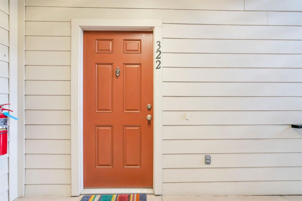 6607 Lake Woodlands Drive 322