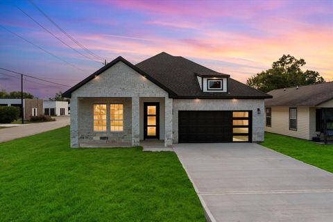 A home in La Porte