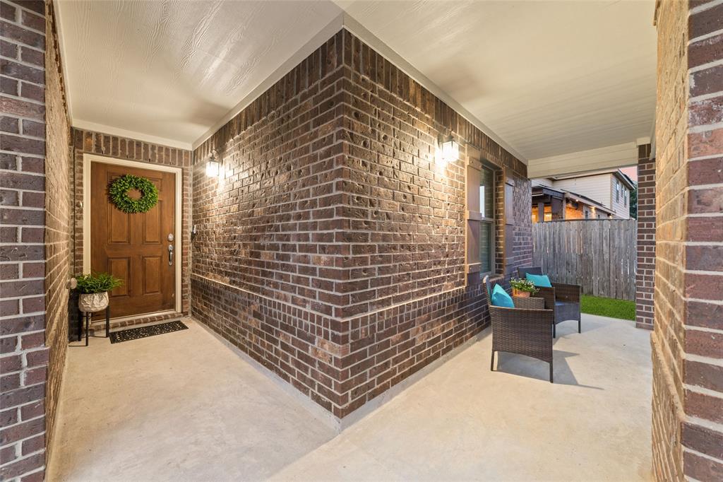16110 Peach Bluff Lane
