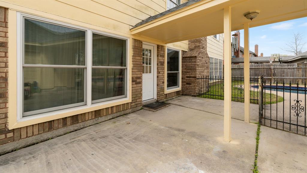 5923 Silent Oaks Drive, Humble, Texas image 36