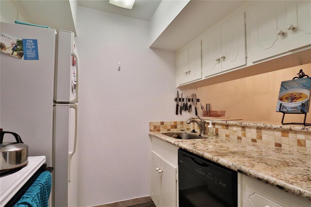 2201 Fountain View Unit 60f Drive #60, Houston, Texas image 5