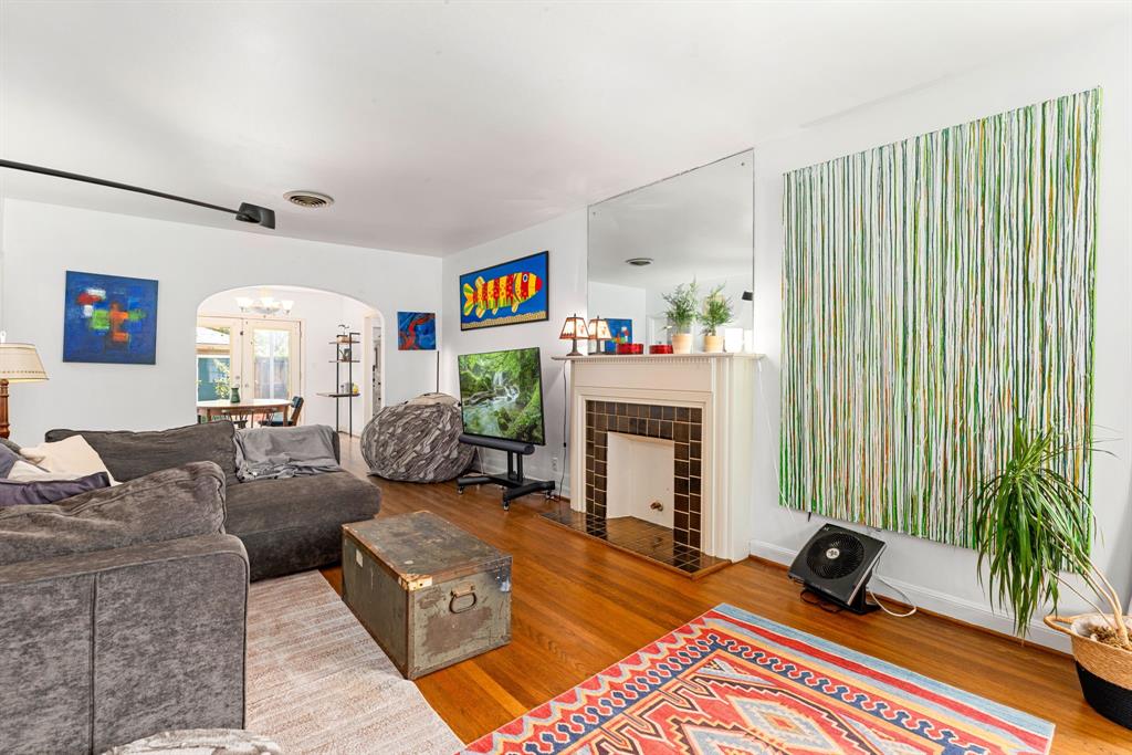 863 W 43rd Street, Houston, Texas image 7