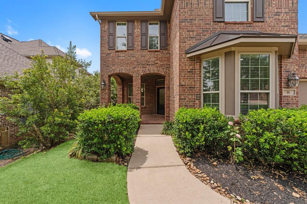11 Woodmoor Place