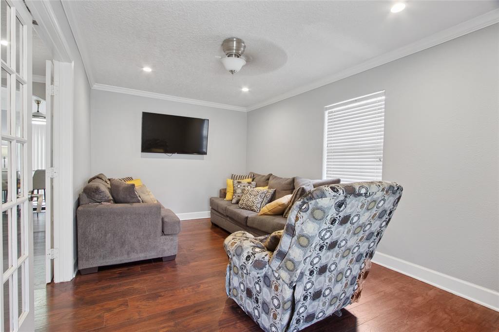 7966 Bonaire Street, Houston, Texas image 4