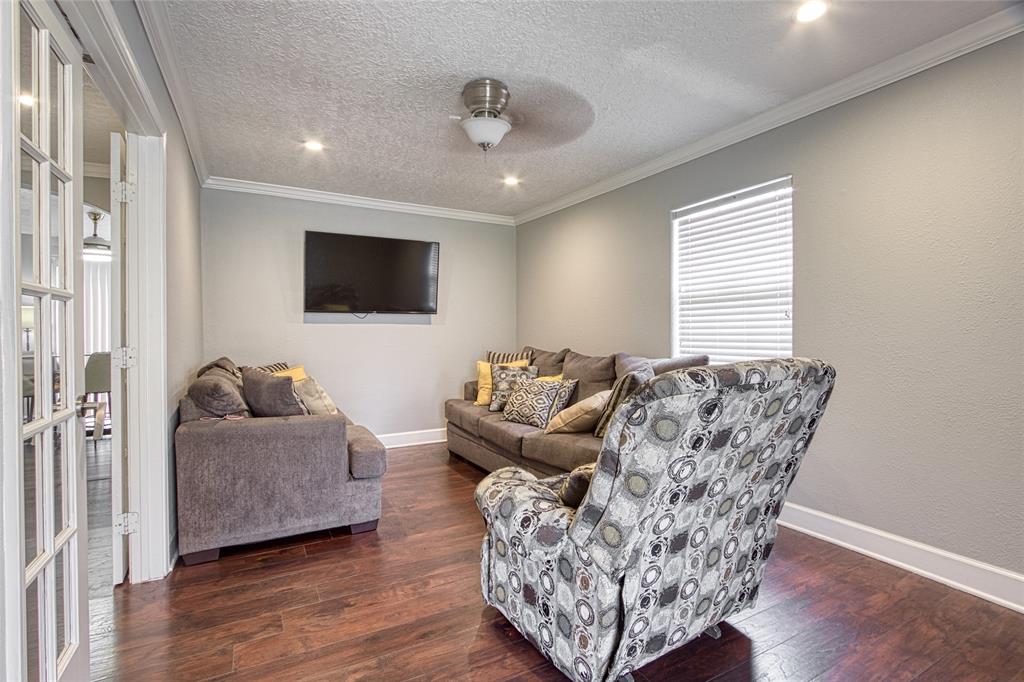 7966 Bonaire Street, Houston, Texas image 5