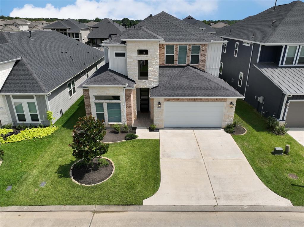 10736 S Lake Mist Lane