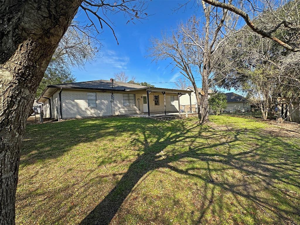 1003 Clearspring Drive, Brenham, Texas image 14