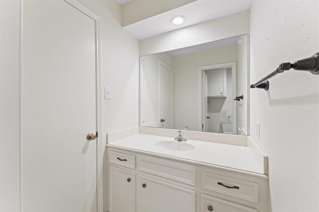 3406 Glenn Lakes Lane, Missouri City, Texas image 19