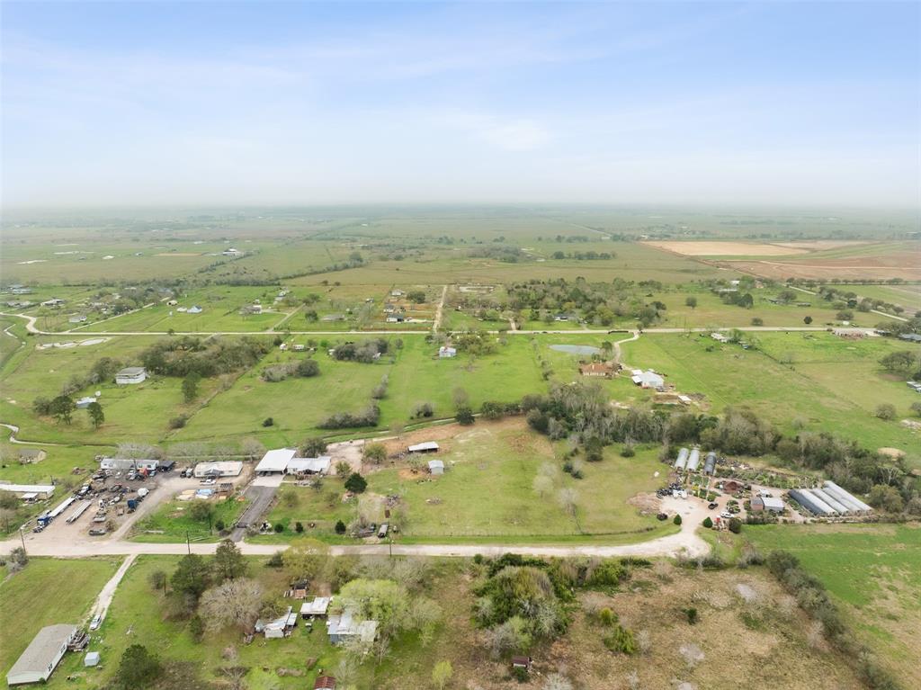 10708 Creek Bend Drive, Needville, Texas image 31