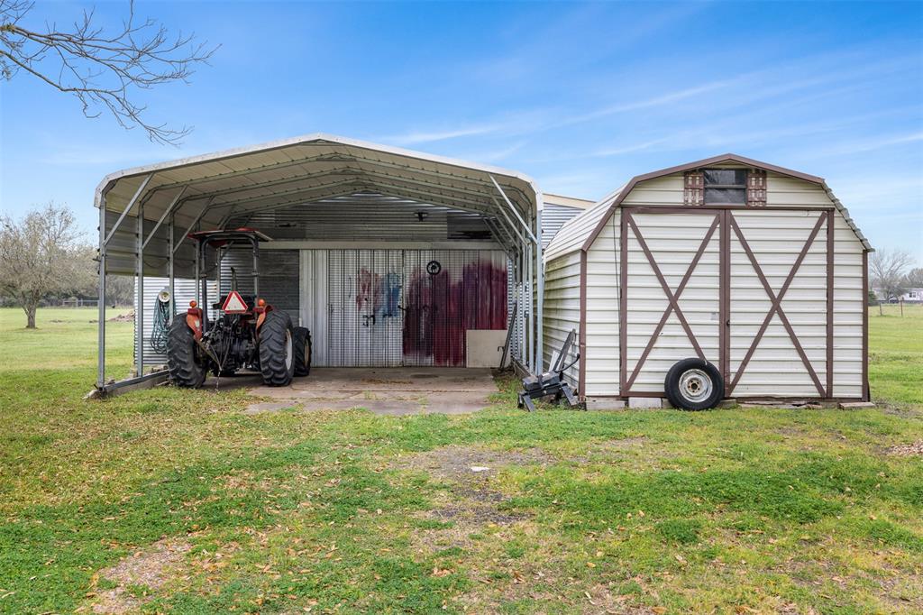 10708 Creek Bend Drive, Needville, Texas image 6