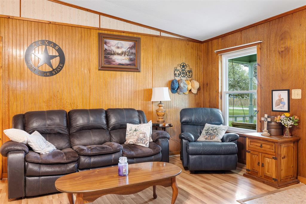 10708 Creek Bend Drive, Needville, Texas image 10