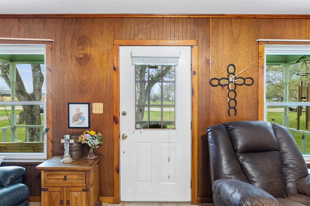 10708 Creek Bend Drive, Needville, Texas image 12