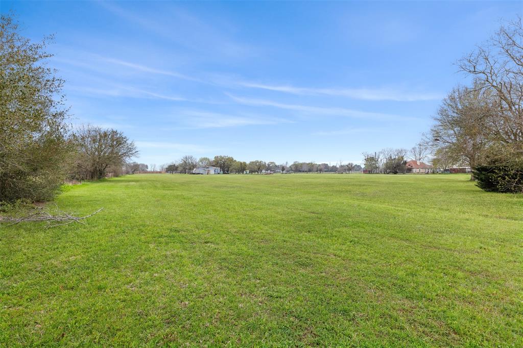 10708 Creek Bend Drive, Needville, Texas image 24