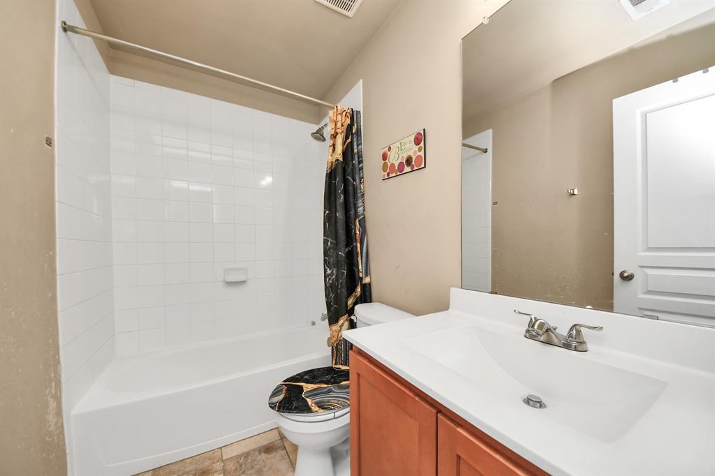 7735 Retama Terrace Lane, Humble, Texas image 33