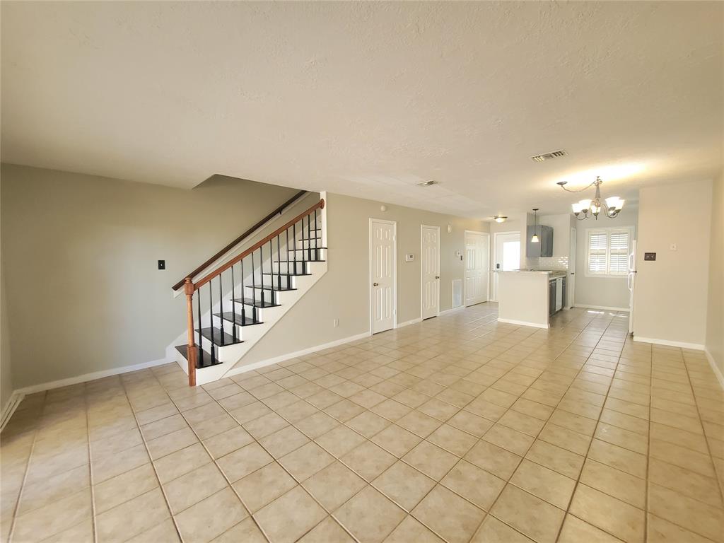 2030 Plantation Drive #B-2, Conroe, Texas image 6