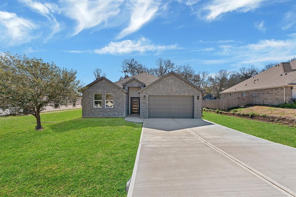 939 Lake View Drive, Montgomery, Texas image 2