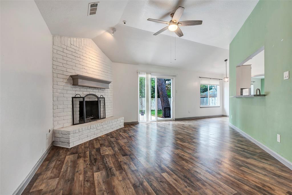 22819 River Birch Drive, Tomball, Texas image 11