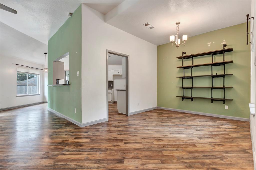 22819 River Birch Drive, Tomball, Texas image 6