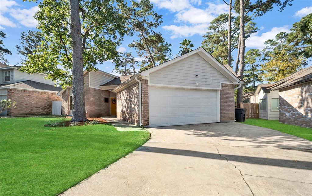22819 River Birch Drive, Tomball, Texas image 5