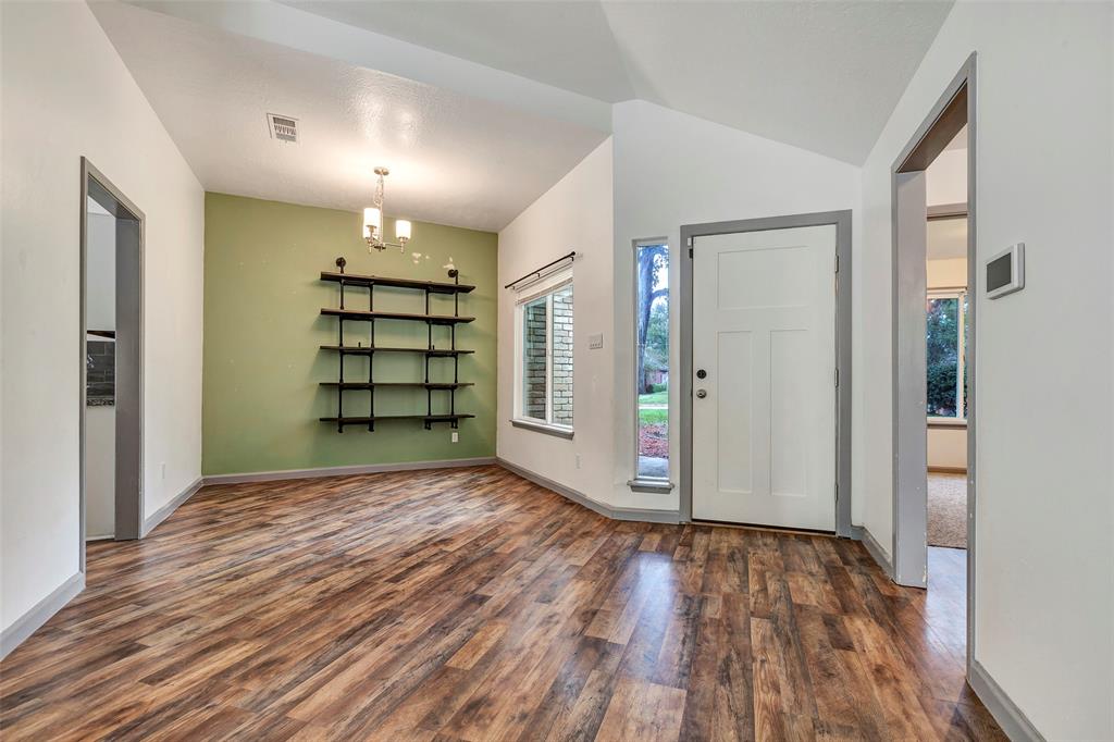 22819 River Birch Drive, Tomball, Texas image 2
