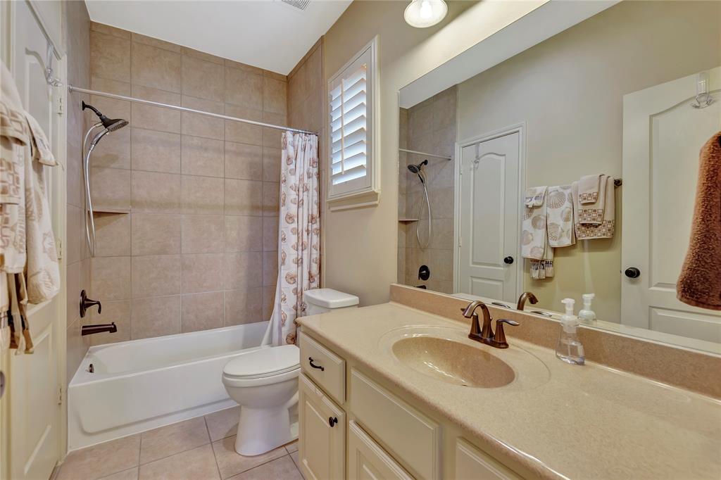 2213 Indigo Pass Court, Friendswood, Texas image 31