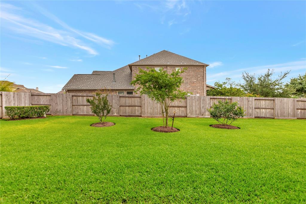 2213 Indigo Pass Court, Friendswood, Texas image 36