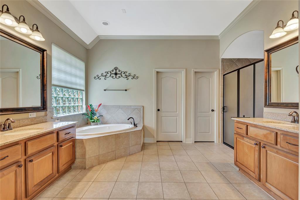 2213 Indigo Pass Court, Friendswood, Texas image 27