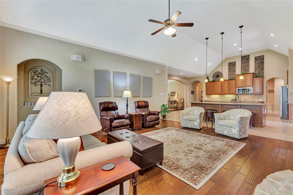 2213 Indigo Pass Court, Friendswood, Texas image 22