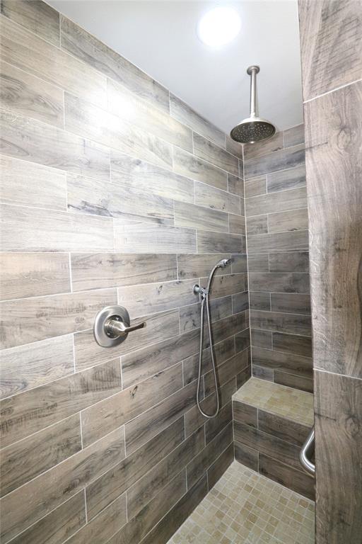 211 N 12th Street, Highlands, Texas image 23