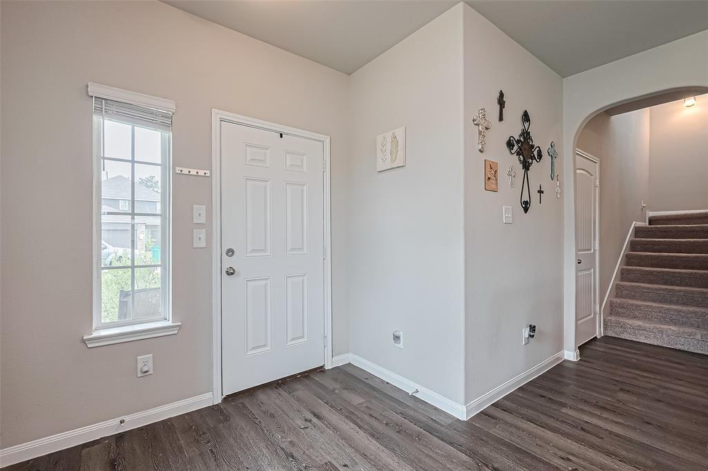 13406 Cannon Creek Court, Willis, Texas image 4