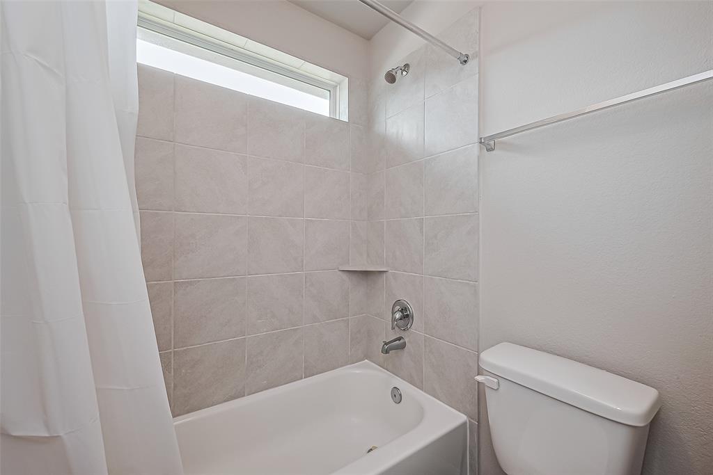 13406 Cannon Creek Court, Willis, Texas image 34