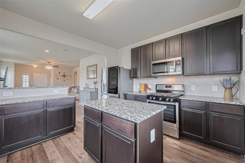 13406 Cannon Creek Court, Willis, Texas image 15