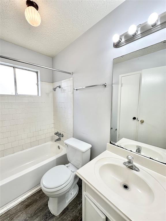 4515 Mossygate Drive, Spring, Texas image 12