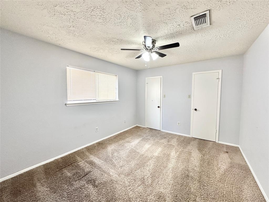 4515 Mossygate Drive, Spring, Texas image 13