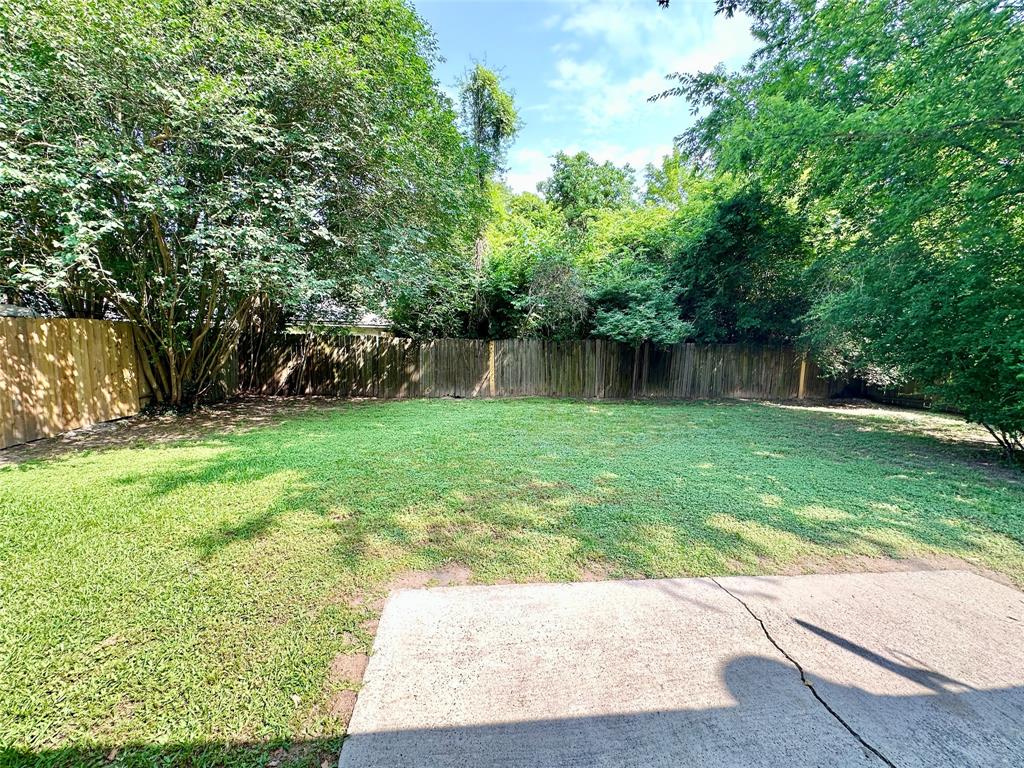 4515 Mossygate Drive, Spring, Texas image 15