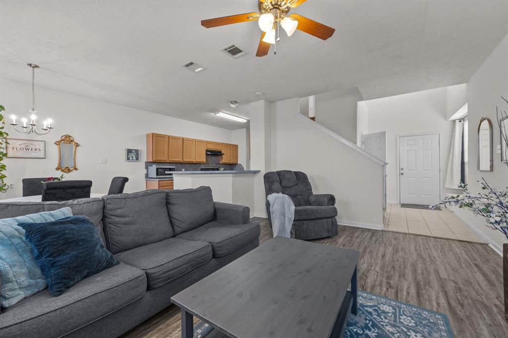15914 Langhamwood Lane, Houston, Texas image 3