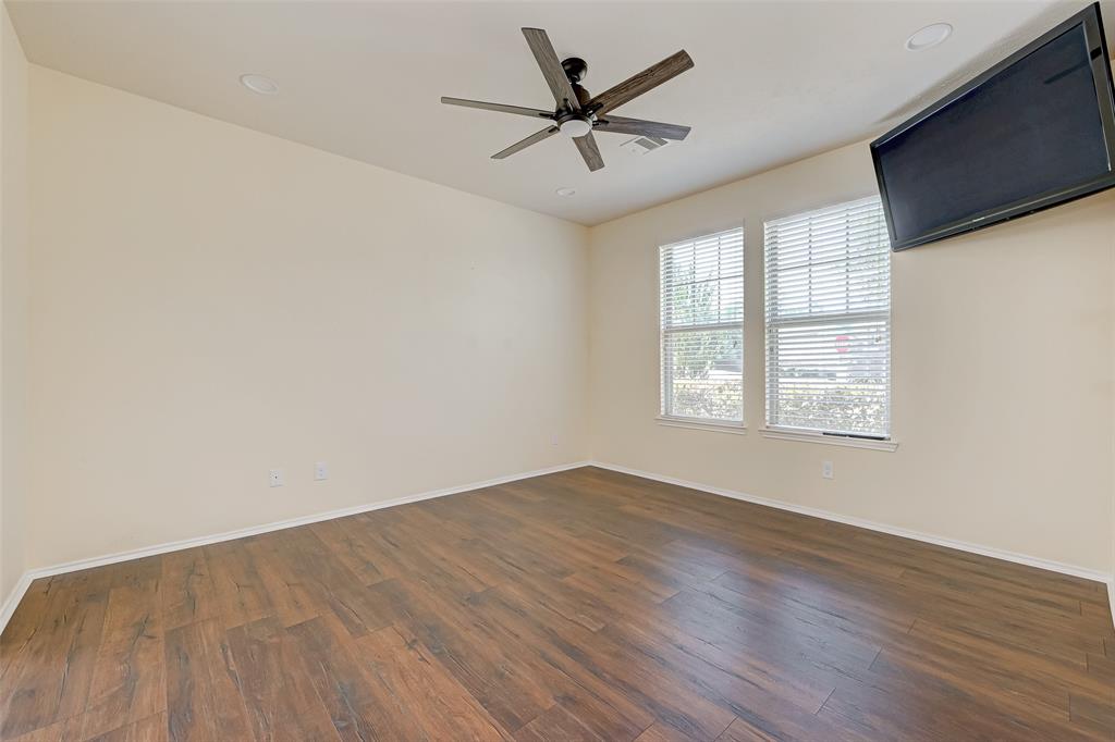8402 Coral Cove Pass Lane