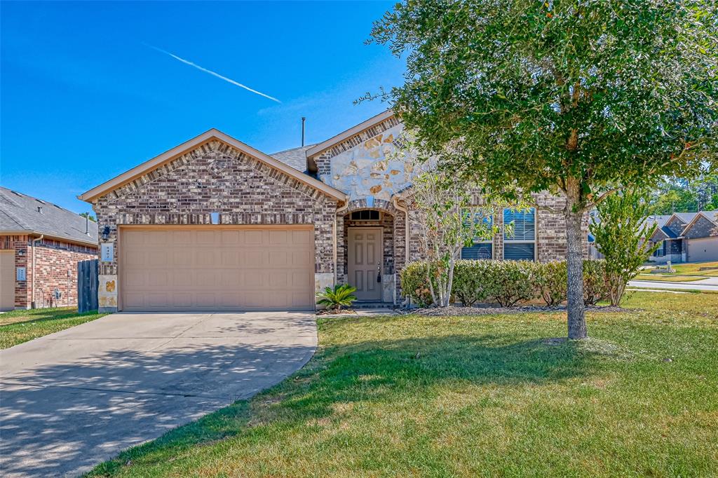 8402 Coral Cove Pass Lane