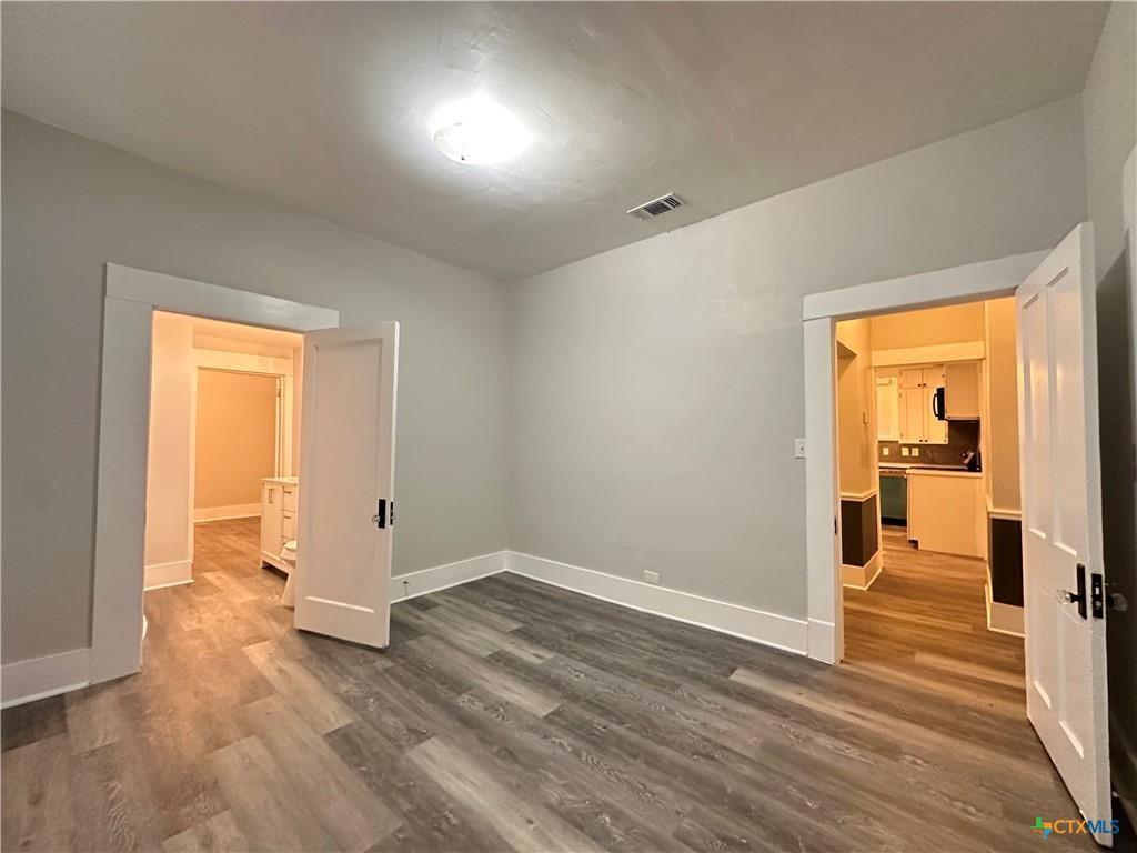 212 Coke Street, Yoakum, Texas image 16